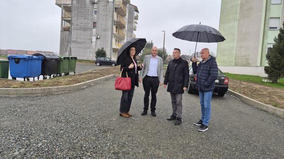 storyeditor/2025-03-28/thumbnail_Visestambene_zgrade_parking.jpg
