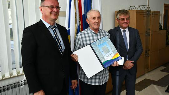REKORDER po broju darivanja je Branko Tomek iz Cernika