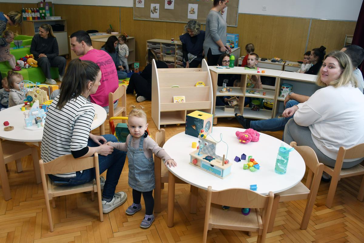 storyeditor/2025-02-14/smz_a_slager_vrtic_petrinja_nikola_cutuk_pixsell__1_.jpg ZA DJEČJI vrtić Petrinjčica osigurane su dvije školske učionice te popratne prostorije koje su pretvorene u ugodno mjesto za boravak mališana jasličke dobi